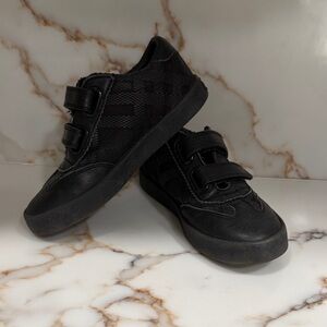 Burberry Kids Black Sneakers size 29eu 11.5us